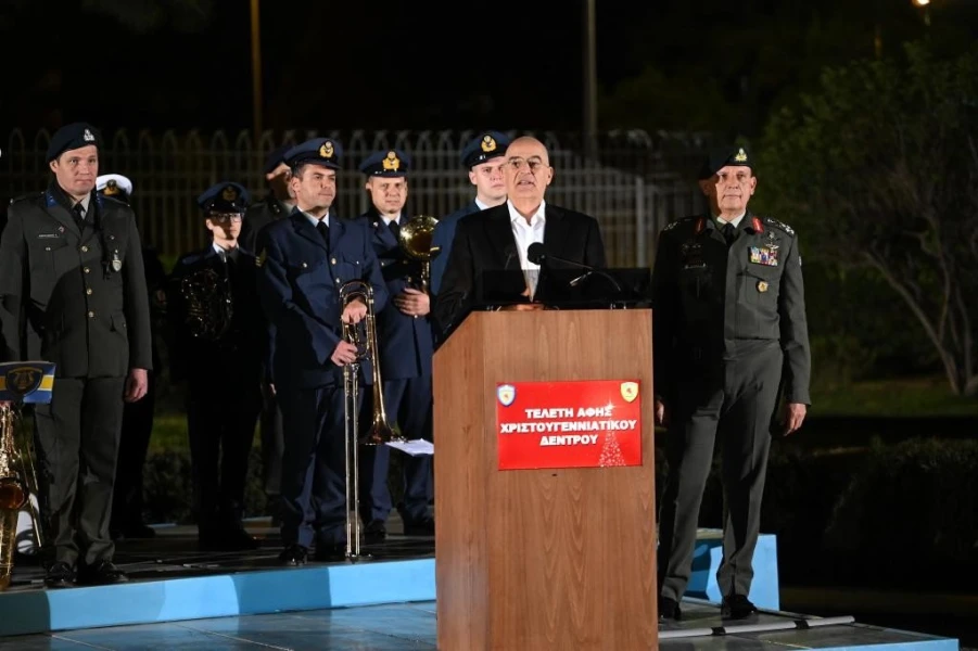 <i>Φωτο: ΥΠΕΘΑ</i> <i>Φωτο: ΥΠΕΘΑ</i>