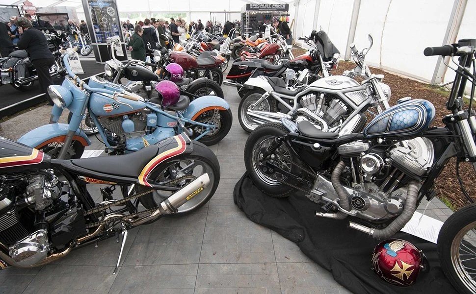 cycleshow4.jpg