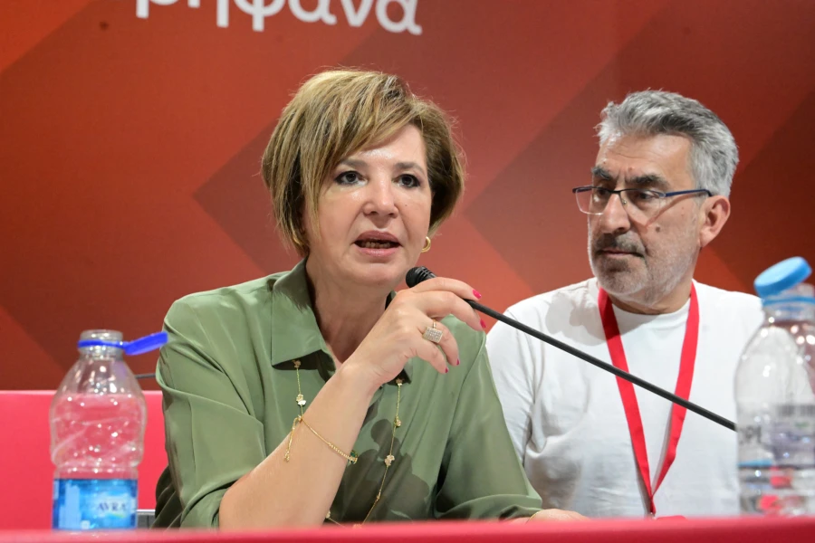 Η Όλγα Γεροβασίλη, πρόεδρος του Συνεδρίου, επέλεξε να μην απευθύνει κεντρική ομιλία / Eurokinissi Η Όλγα Γεροβασίλη, πρόεδρος του Συνεδρίου, επέλεξε να μην απευθύνει κεντρική ομιλία / Eurokinissi