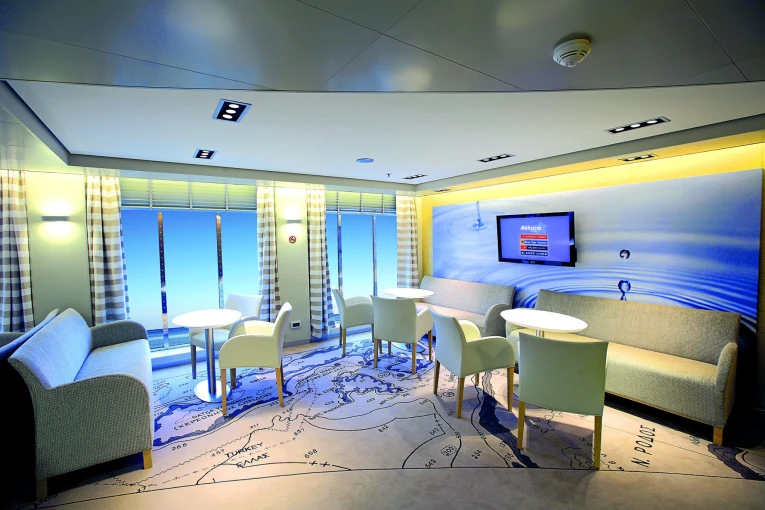 lounge-at-reception-5logia.jpg lounge-at-reception-5logia.jpg