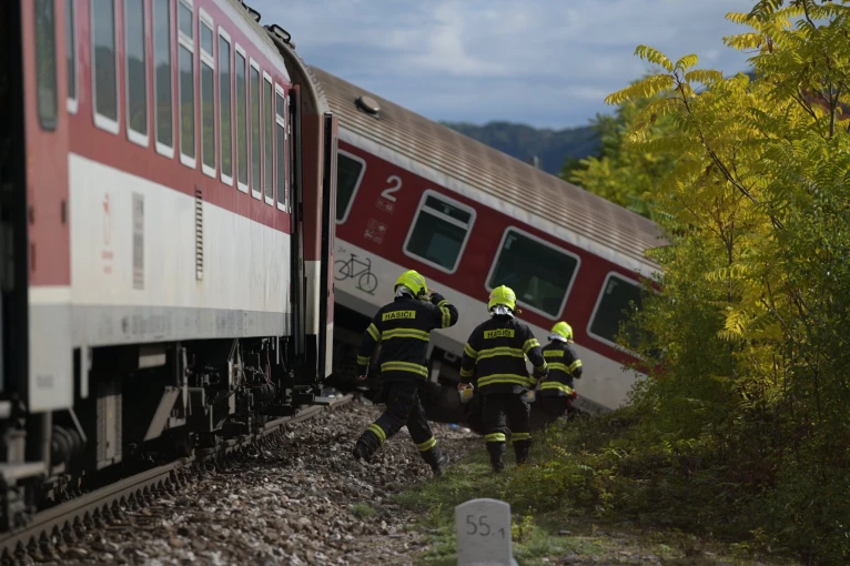 Σύγκρουση τρένων στη Σλοβακία / ΑΠΕ ΕΡΑ