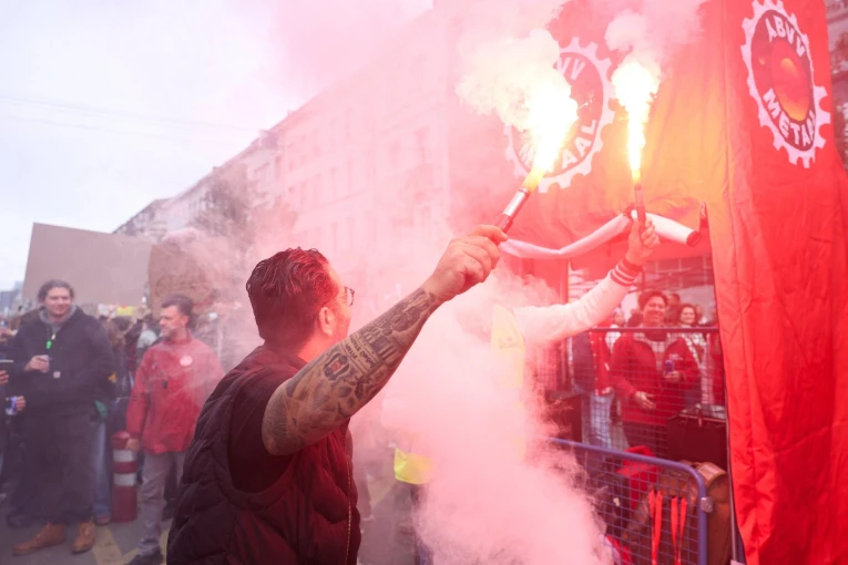 Βέλγοι διαδηλωτές στους δρόμους των Βρυξελλών / Reuters