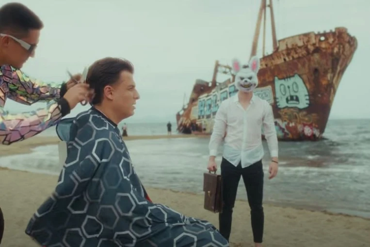 φωτογραφία YouTube