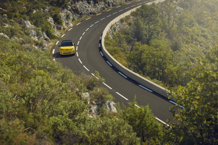 renault-5-e-tech-electric3.jpg?v=0