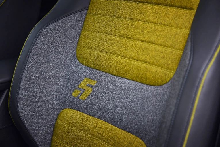 renault-5-e-tech-electric6c.jpg?v=0