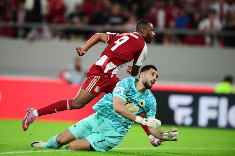 Ο Στρακόσα σταματάει τον Ελ Κάμπι/ EUROKINISSI