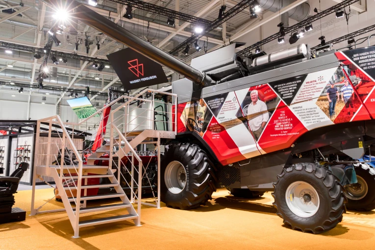 2025-11-08-agritechnica-g9a3525.jpg?v=0