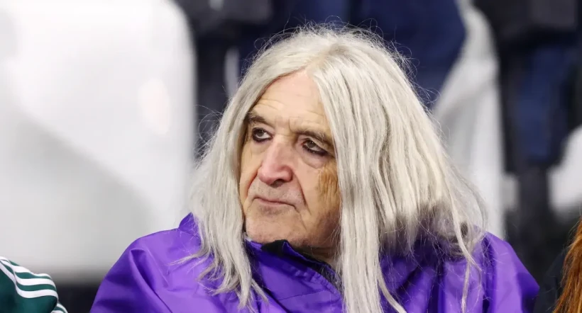 ΙΝ ΤΙΜΕ
