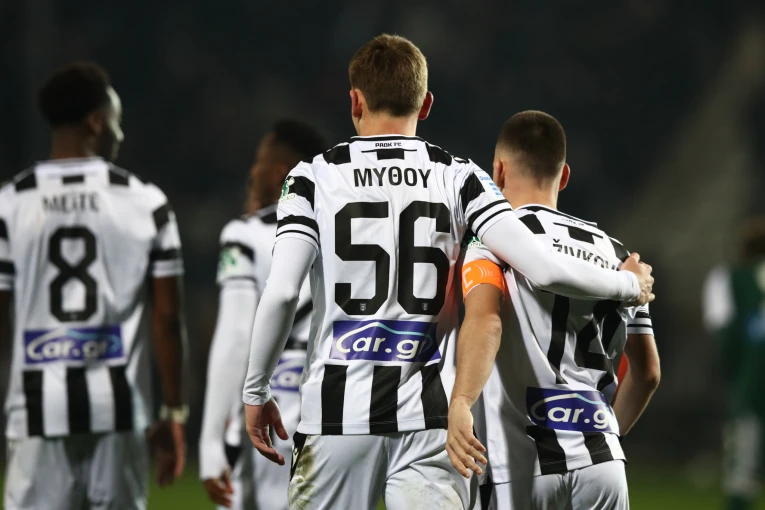 Ο Μύθου με τον Ζίβκοβιτς / Eurokinissi  