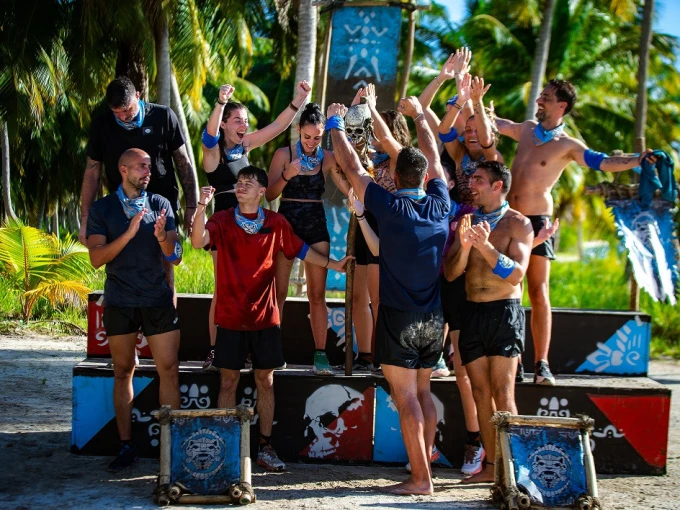 survivor-ep-01-05.jpg?v=0