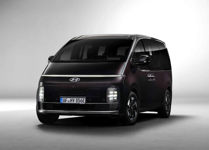 staria-electric-l.jpg?v=0