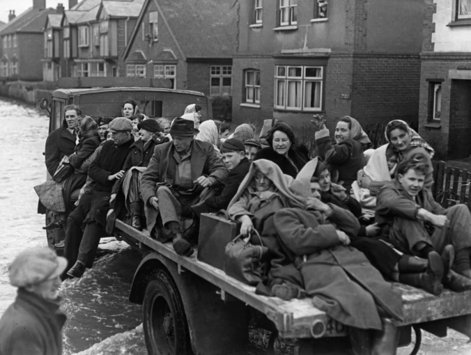 (Photo by Staff/Mirrorpix via Getty Images)