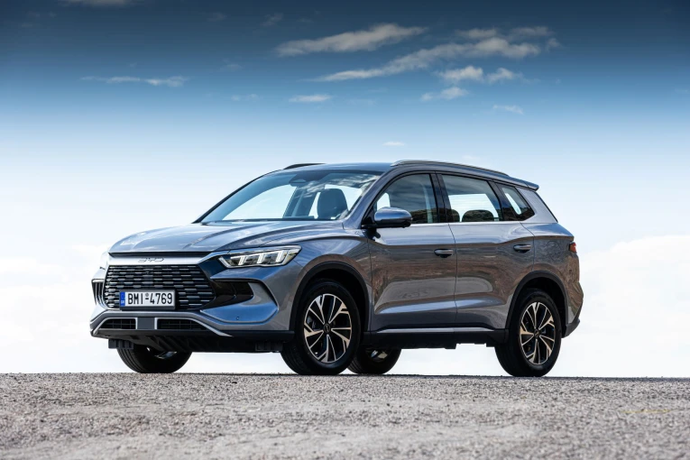 byd-sealion-5-dm-i-static-13.jpg