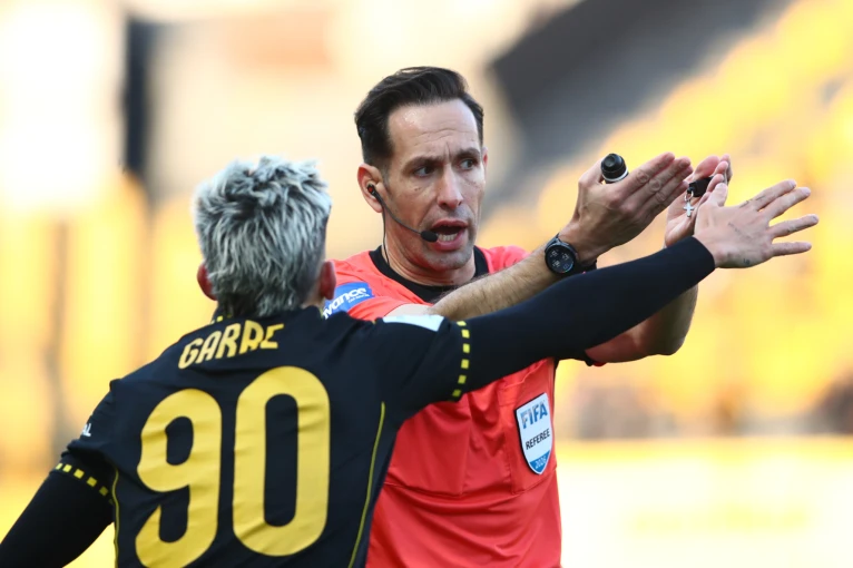 Η αποβολή του Γκαρέ / Eurokinissi