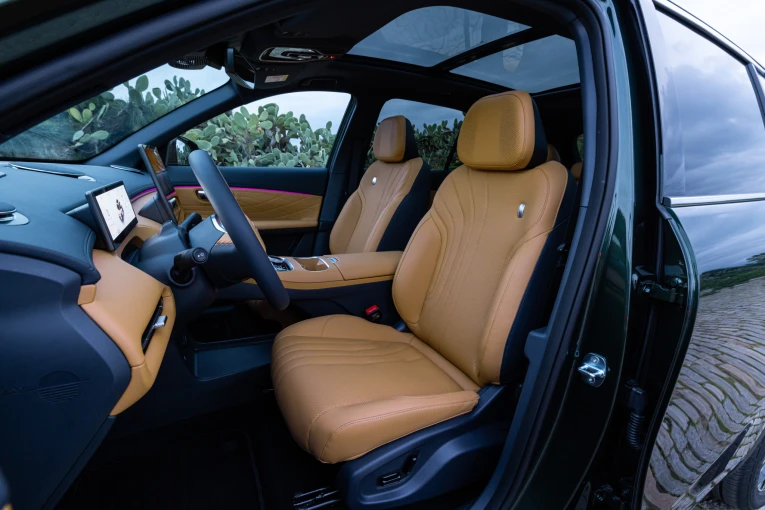 geely-starray-65.jpg