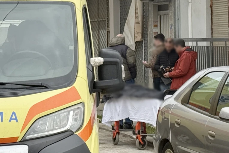 ΓΚΛΗΜΑ ΣΤΗΝ ΠΕΡΙΟΧΗ ΚΑΜΙΝΑΔΕΣ ΤΗΣ ΚΑΡΔΙΤΣΑΣ ΜΕ ΘΥΜΑ 51ΧΡΟΝΟ ΤΡΑΓΟΥΔΙΣΤΗ INTIME NEWS / ΚΥΔΩΝΑΣ ΓΙΩΡΓΟΣ