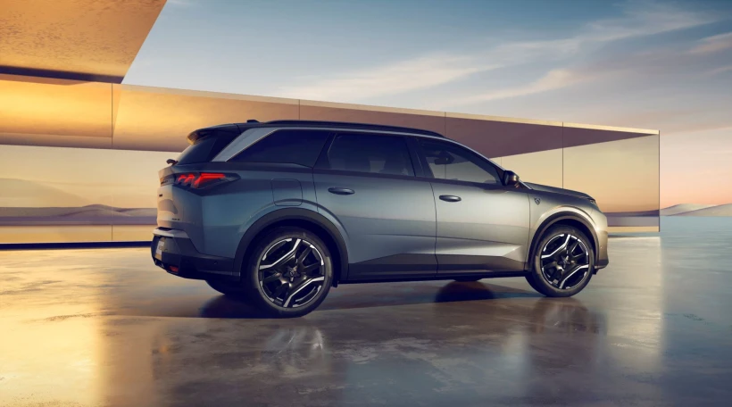 peugeot-5008-plug-in-hybrid.jpg?v=0