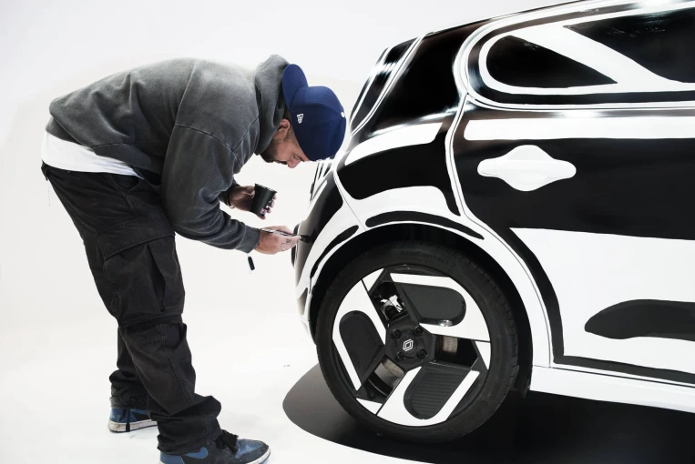 renault-x-joshua-vides-twingo-e-tech-electric-5.jpg?v=0