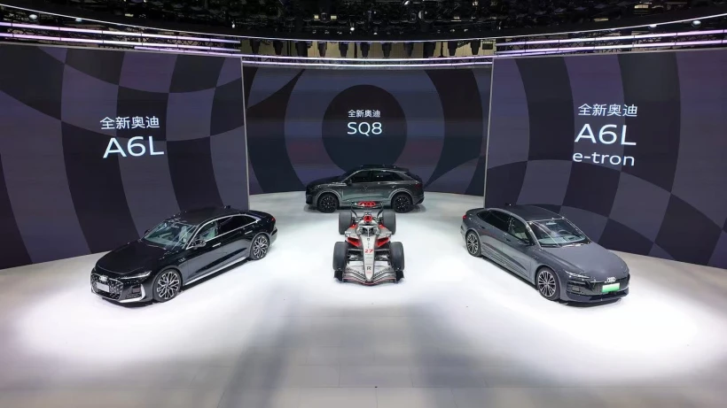 Την εικόνα της Audi στην Auto China 2026 συμπληρώνει το Audi R26, το μονοθέσιο με το οποίο η μάρκα πέρασε φέτος στη Formula1