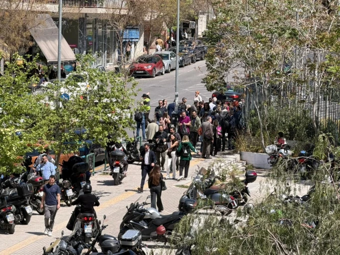 Αναστάτωση στο Εφετείο της οδού Λουκάρεως από πυροβολισμούς/FLASH/Γιάννης Κέμμος