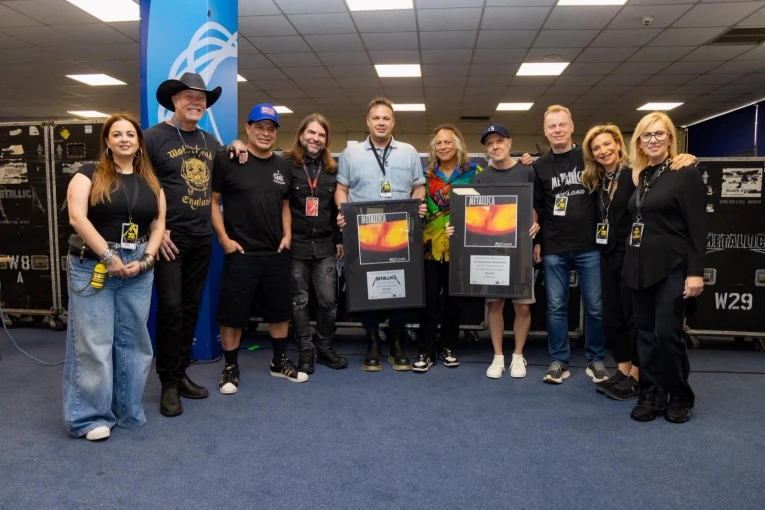 metallica-jr6Dc.jpg?v=0