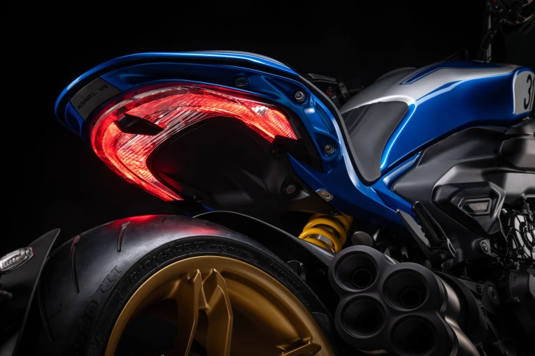collezione-100-xdiavel-v4-22.jpg?v=0