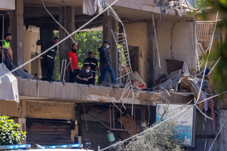 Κατεστραμμένο κτίριο μετά από ισραηλινούς βομβαρδισμούς στη Βηρυτό. Φωτό: Reuters
