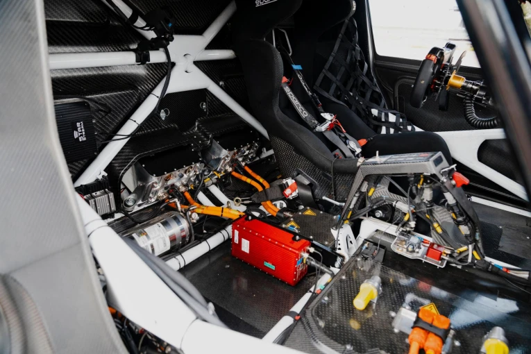 2026-super-mustang-mach-e-ev-demonstrator-2-16.jpg?v=0