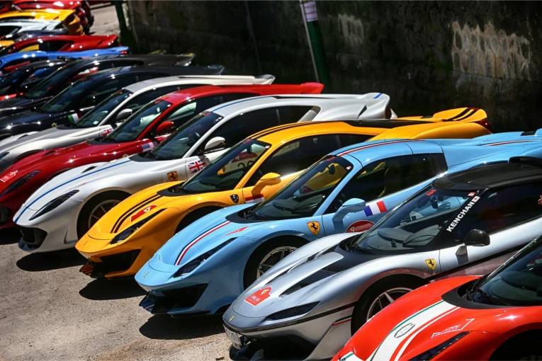 ferrari-cavalcade-2.jpg?v=0
