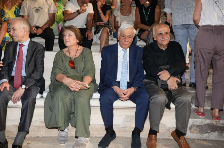 Βλασία Παυλοπούλου - Προκόπης Παυλόπουλος - φωτογραφία NDP