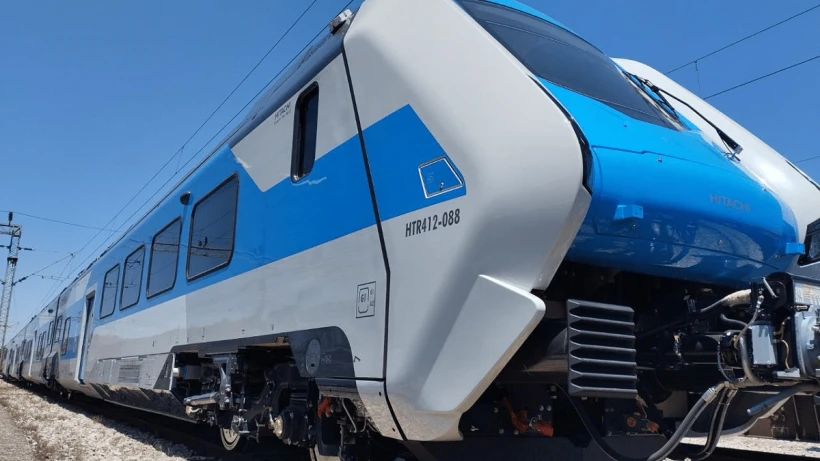 trainbluesic.png?v=0