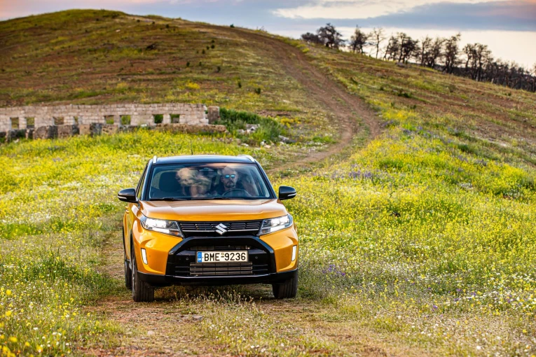 suzuki-vitara-dynamic-1.jpg