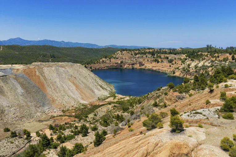 Λίμνες στα παλιά ορυχεία της Εύβοιας/Eurokinissi