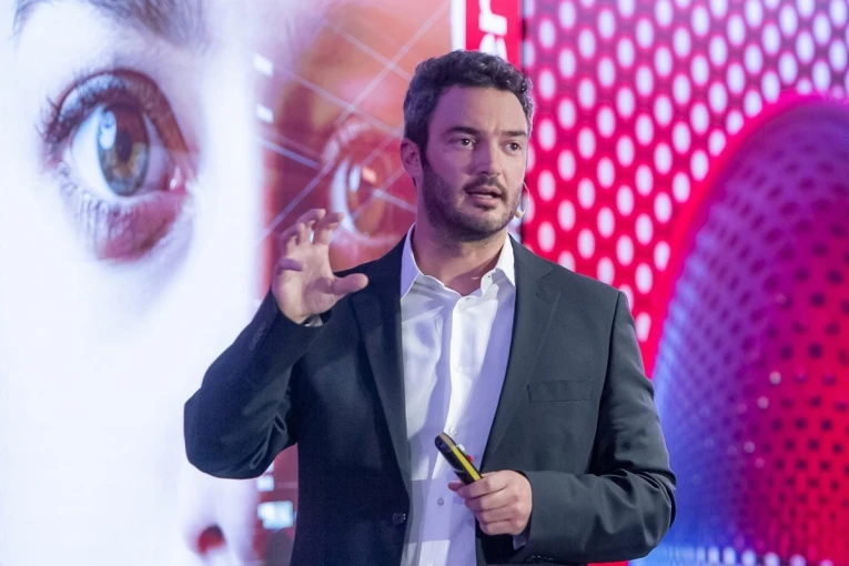 O Γενικός Διευθυντής της Lenovo Ελλάδας και Κύπρου, κ. Παναγιώτης Μακρυνιώτης
