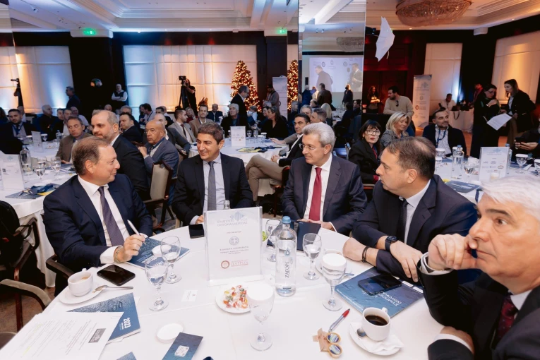 Οι κ. Σπήλιος Λιβανός, κ. Λευτέρης Αυγενάκης, κ. Νίκος Χατζηνικολάου,κ. Σταύρος Κελέτσης, κ. Σίμος Κεδίκογλου