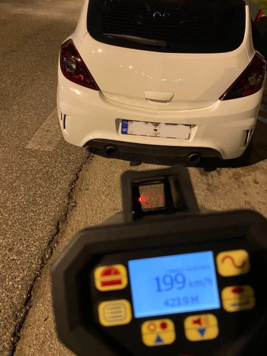          Το ραντάρ της τροχαίας «έπιασε» 199 χλμ / 