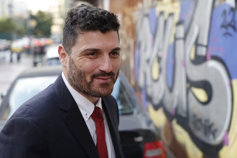 Δική του πλατφόρμα ενόψει Συνεδρίου θα παρουσιάσει ο Διονύσης Τεμπονέρας / Eurokinissi Δική του πλατφόρμα ενόψει Συνεδρίου θα παρουσιάσει ο Διονύσης Τεμπονέρας / Eurokinissi