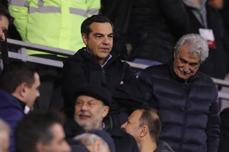 Ο Αλέξης Τσίπρας στον χθεσινοβραδινό αγώνα του Παναθηναϊκού με τον ΠΑΟΚ / Eurokinissi Ο Αλέξης Τσίπρας στον χθεσινοβραδινό αγώνα του Παναθηναϊκού με τον ΠΑΟΚ / Eurokinissi