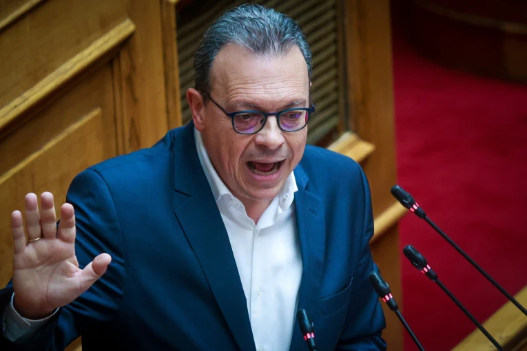 O Σωκράτης Φάμελλος στη Βουλή / Eurokinissi