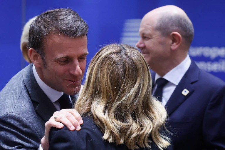 Εμανουέλ Μακρόν, Τζόρτζια Μελόνι, Όλαφ Σολτς στη Σύνοδο Κορυφής / Reuters 