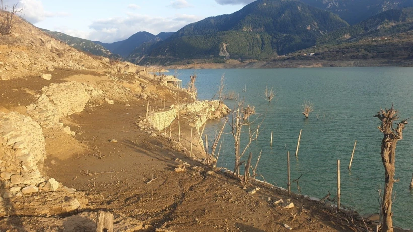 O&nbsp;«θαμμένοw» οικισμόw, που αποφάσισε να βγει ξανά στην επιφάνεια / travel-inspiration.gr