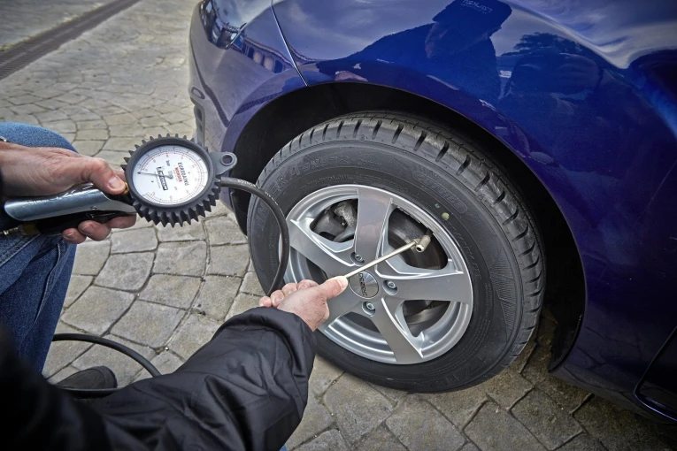 flat-tyres3.jpg?v=0