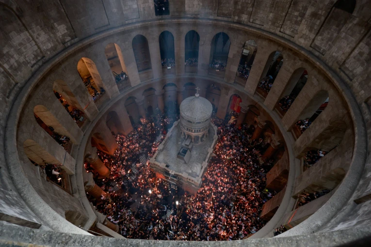 Ιερός Ναός της Αναστάσεως / Reuters