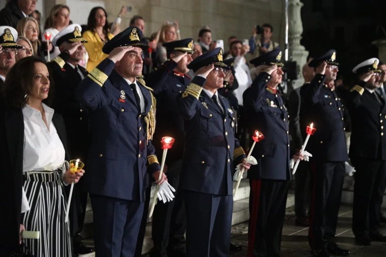 6211795.jpg?v=0 6211795.jpg?v=0