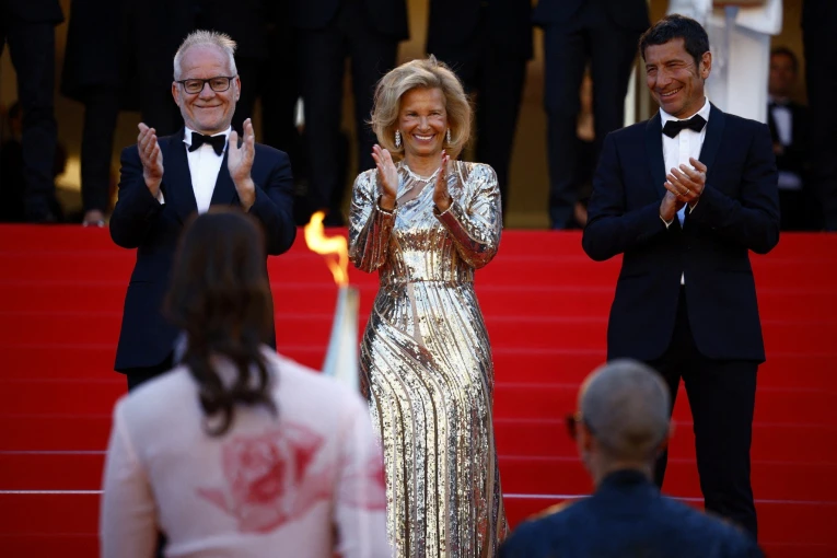 Η Ολυμπιακή δάδα στο Φεστιβάλ Κινηματογράφου των Καννών / Reuters