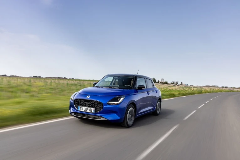2024suzuki-swift2c.jpg?v=0