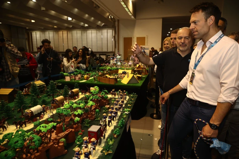 Ο Στέφανος Κασσελάκης στην έκθεση Comic Con της Θεσσαλονίκης / eurokinissi