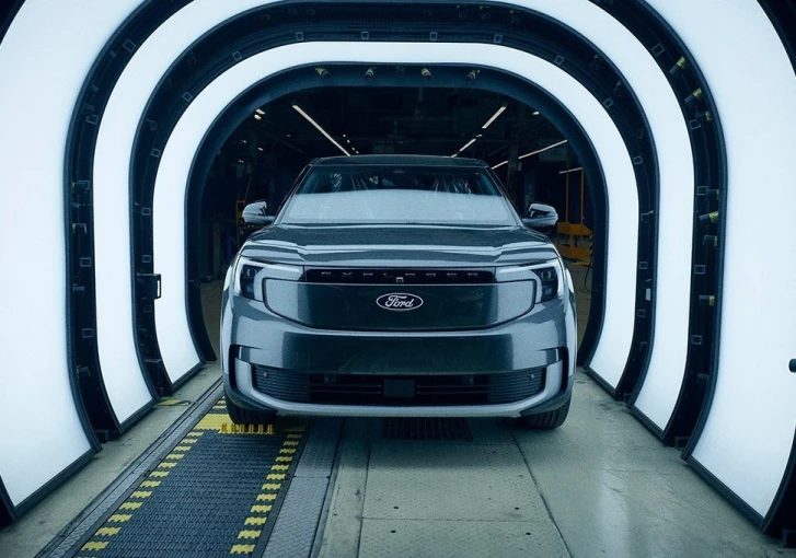 2024ford-electricexplorerproductionstart1.jpg?v=0