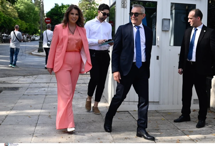 H νέα υφυπουργός Κοινωνικής Συνοχής και Οικογένειας Κατερίνα Παπακώστα H νέα υφυπουργός Κοινωνικής Συνοχής και Οικογένειας Κατερίνα Παπακώστα