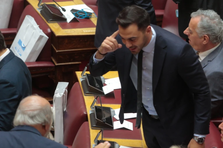          Ο Μανώλης Χριστοδουλάκης στη Βουλή / Eurokinissi     